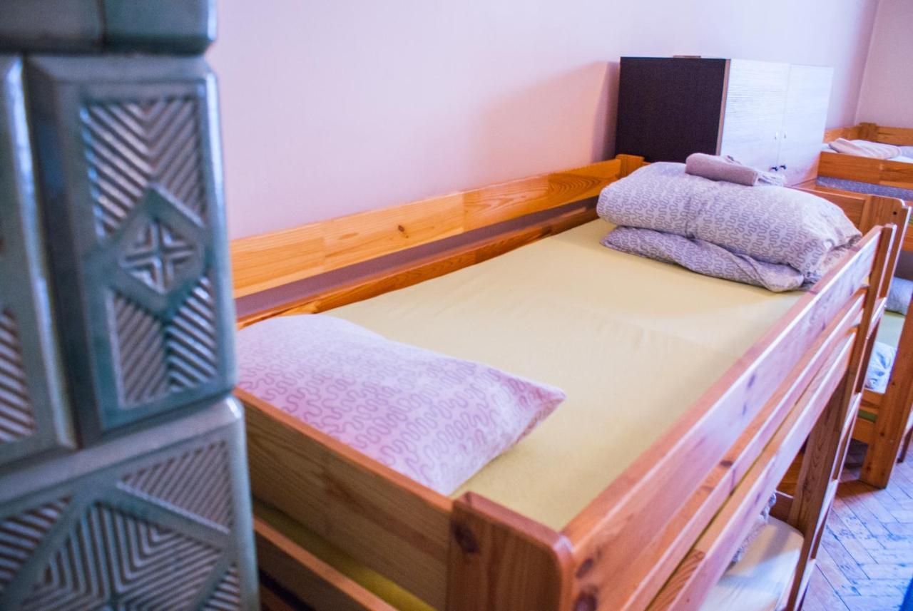 Smocza Jama Hostel คราคูฟ ภายนอก รูปภาพ